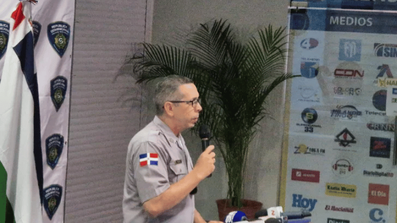 Autoridades activan búsqueda de sospechoso de doble homicidio en Pedernales