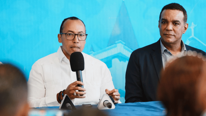 Pasaporte en Ruta” lleva los servicios de pasaportes a nuevas comunidades