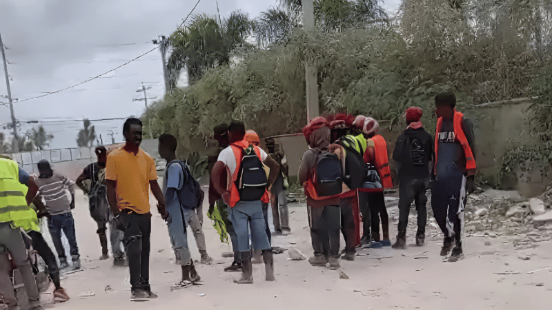 Policía Nacional apresa a seis haitianos y custodia a un dominicano tras incidente en Uvero Alto
