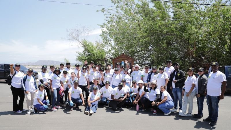 COOPNAMA lidera jornada ecológica en Salinas como parte de su compromiso ambiental