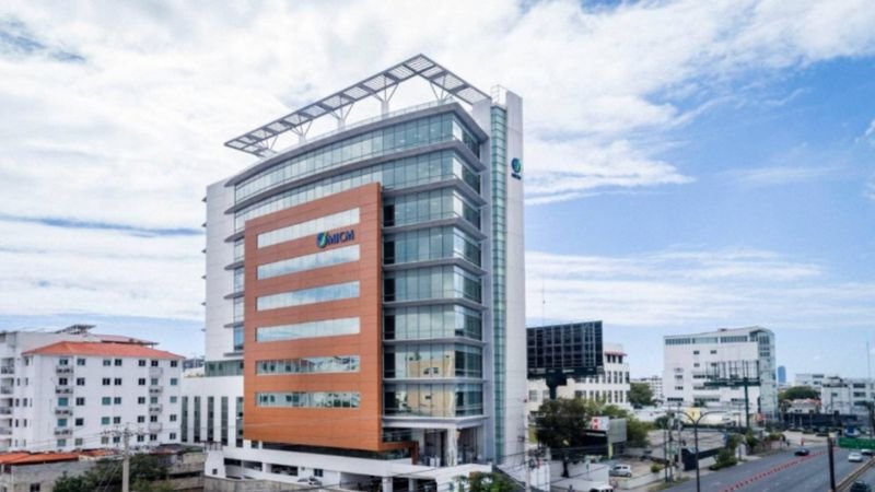 MICM Monitorea Impacto Económico por Cierre del Estrecho de Ormuz