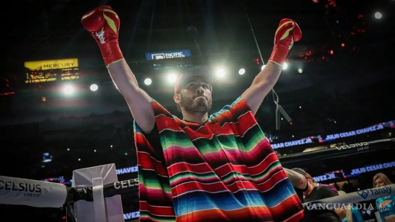ICE arresta al boxeador mexicano Julio César Chávez Jr. tras enfrentamiento con Jake Paul; enfrenta deportación