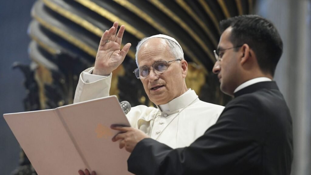 El Papa Exhorta a Facilitar Ayuda Humanitaria en Gaza Tras Conversación con Abas