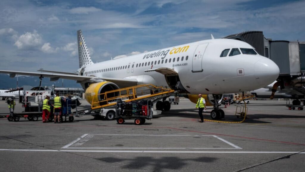 Autoridades francesas investigan expulsión de jóvenes judíos de un vuelo de Vueling