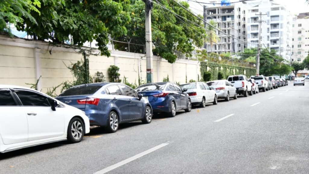 TSA evaluará legalidad de multas de RD$5,000 impuestas por “Parquéate RD”