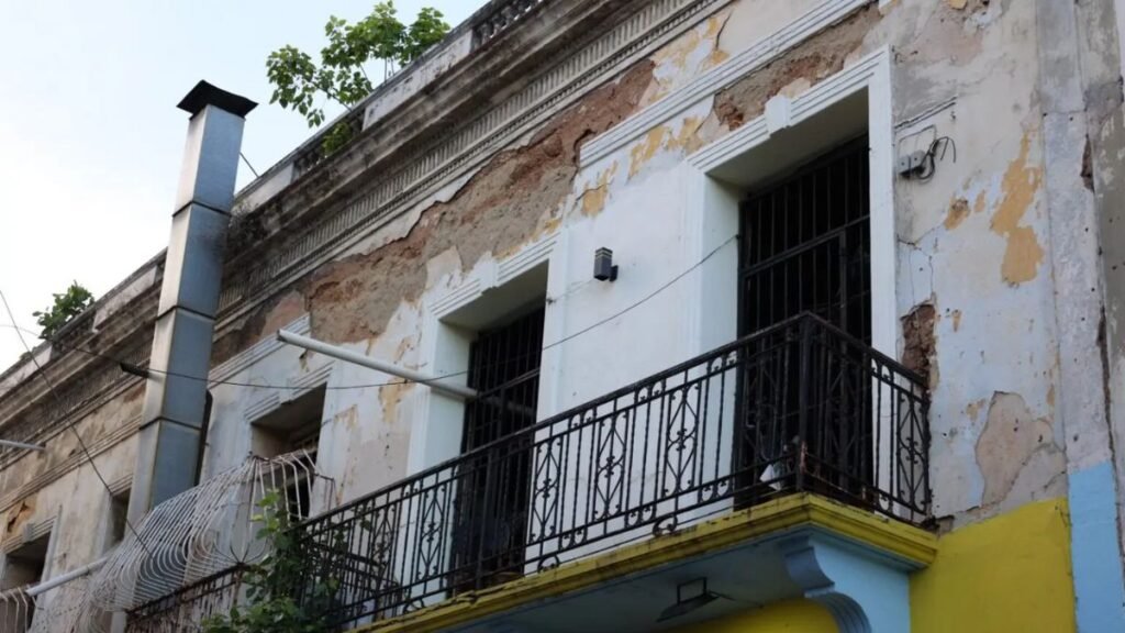Edificios en Ruinas y Plagas Infestan la Ciudad Colonial: Un Patrimonio en Riesgo