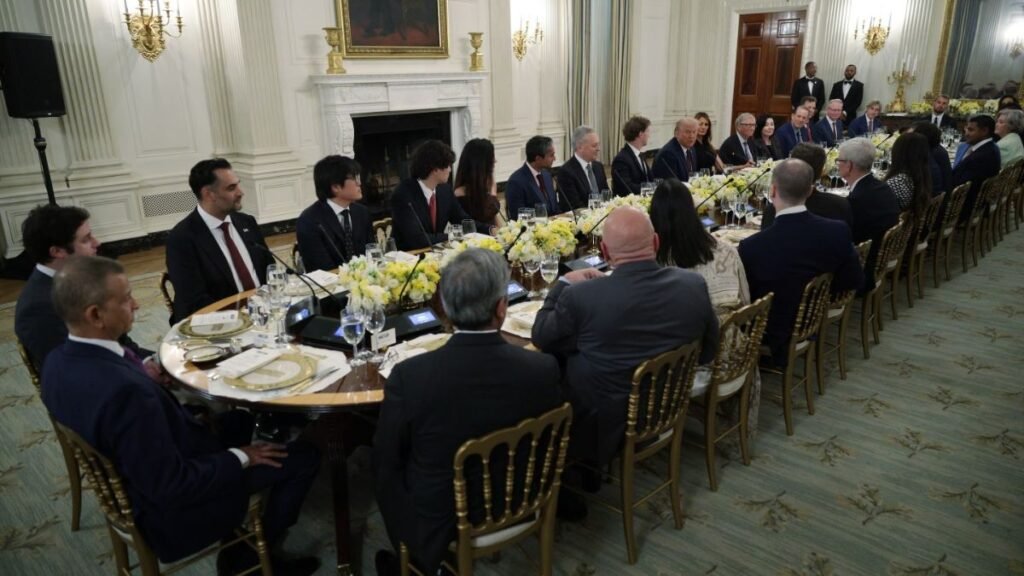 Trump Reúne a Líderes de la Inteligencia Artificial en Cena en la Casa Blanca, sin la Presencia de Musk