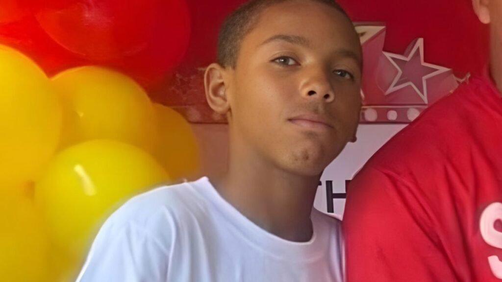 Autoridades intensifican búsqueda de niño desaparecido en Los Mameyes