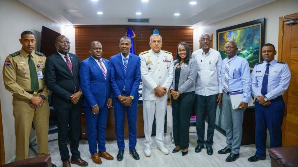 Migración garantiza respeto a derechos humanos en operativos ante funcionarios de Haití