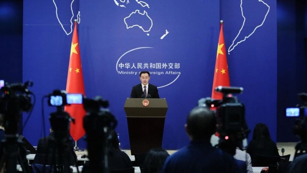 Gobierno chino reprocha sanciones ucranianas contra sus nacionales y promete protección