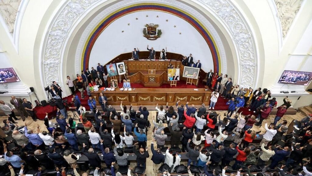 Asamblea chavista dialoga con ONG sobre proyecto de ley de amnistía en Venezuela