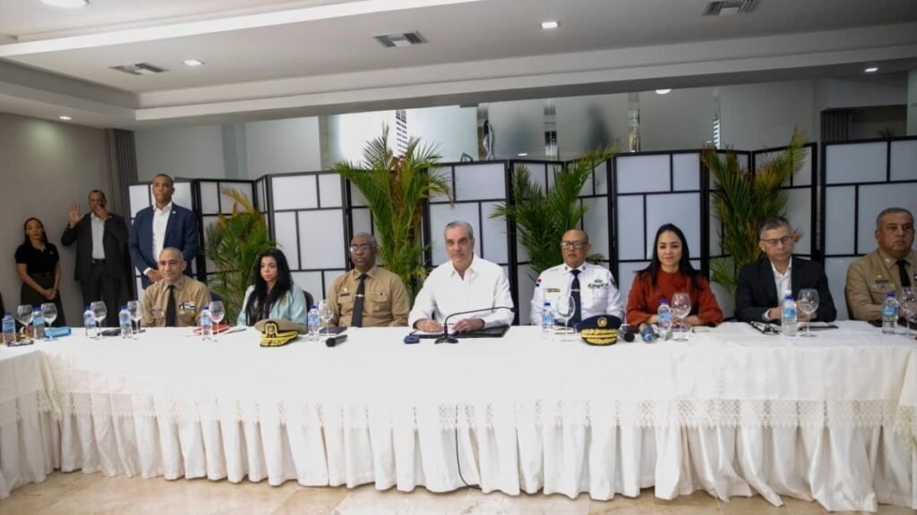Abinader lidera reunión de seguimiento al Plan de Seguridad Ciudadana