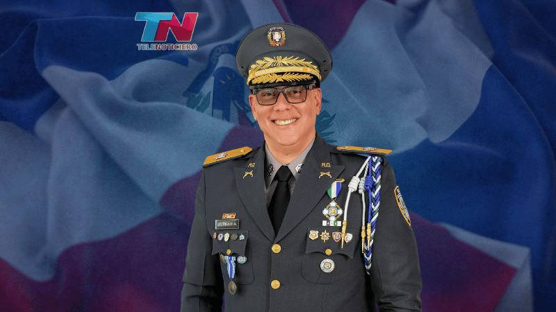 General Juan Gabriel Gautreaux Martínez: Liderazgo y Compromiso en la Ciberseguridad y Seguridad Pública