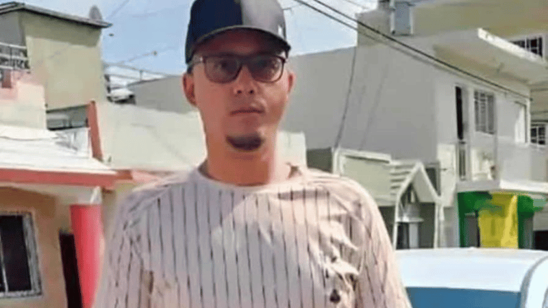 Madre de taxista desaparecido en Moca clama por respuestas