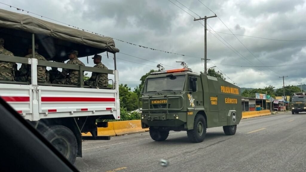 Video Gran despliegue militar en San Juan previo a jornada de huelga